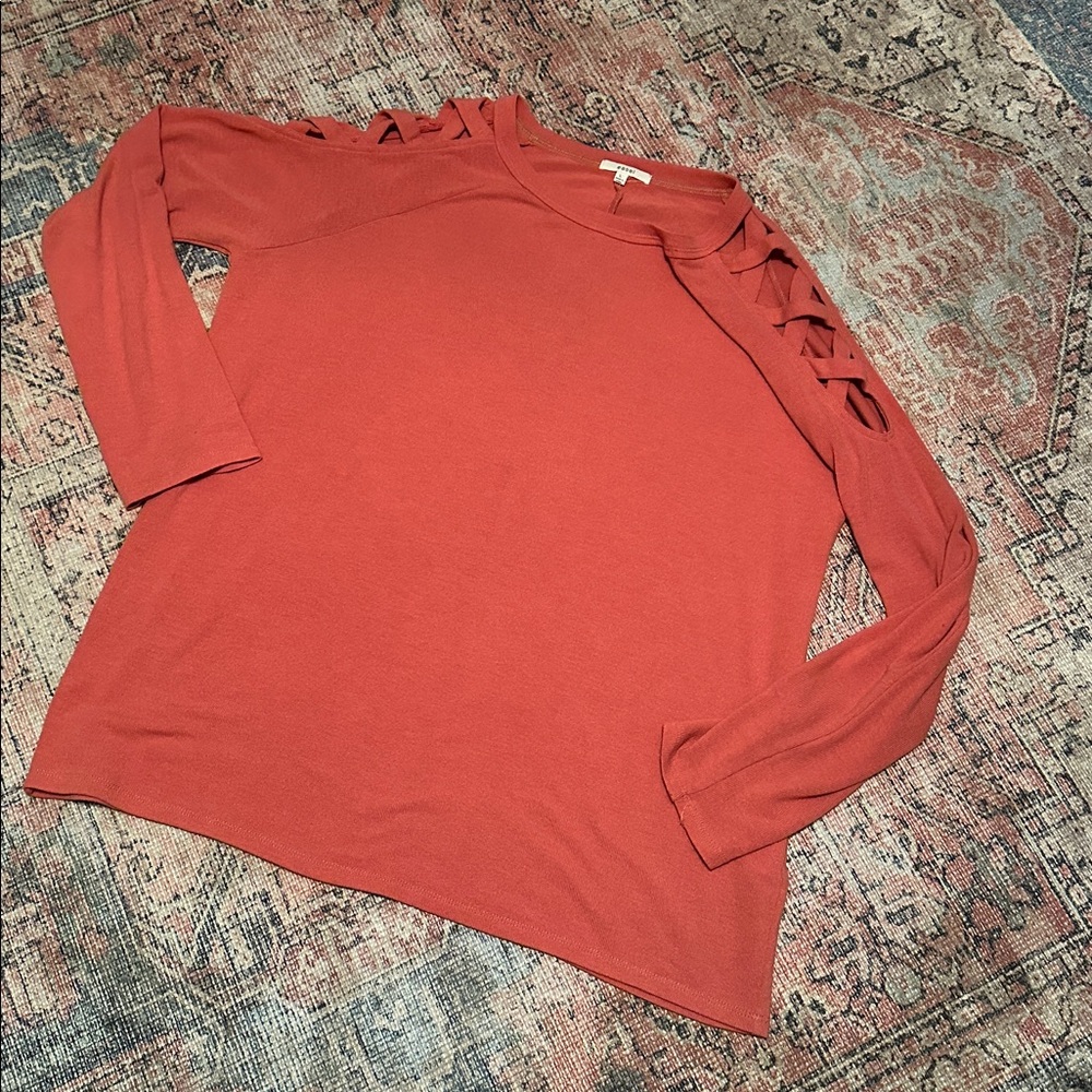 EASEL Coral Cutout Crisscross Sleeve Boutique Top